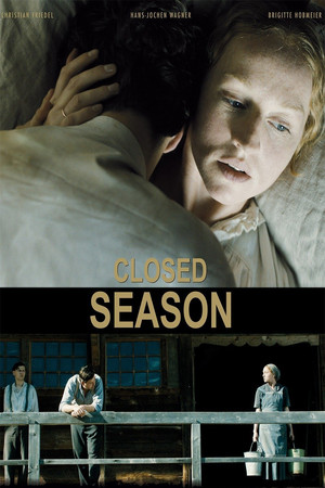 Watch Free Closed Season (2012)